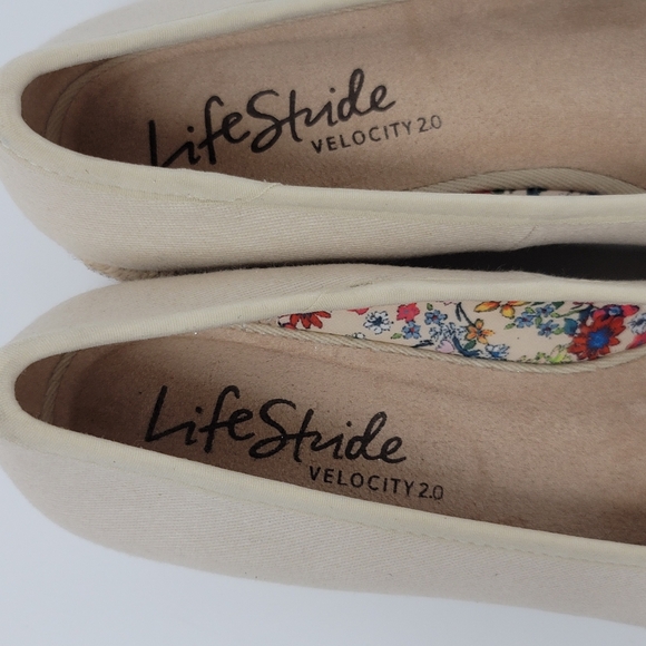 LifeStride Karma Womens Cushioned Footbed Almond Toe Low Wedge Pump Shoes Sz 8.5 - Picture 5 of 12